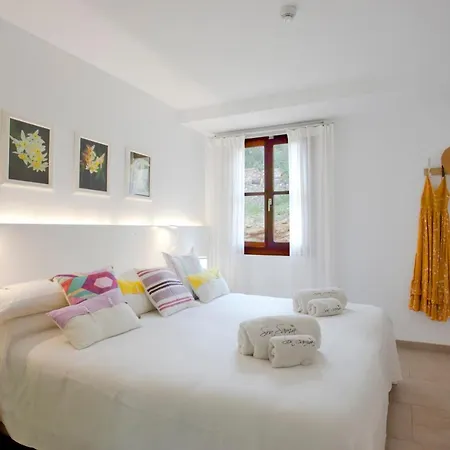 Son Sama Country house