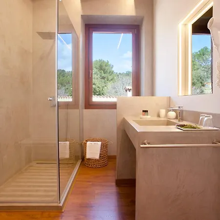 Son Sama Country house